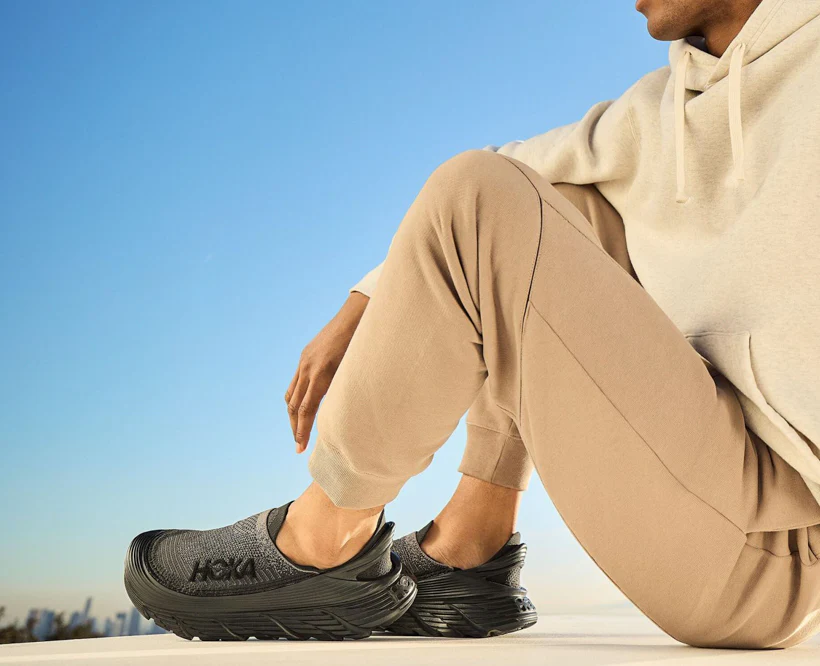 Hoka U RESTORE TC Black / Black (HOKA er litt liten – ta en størrelse opp.)