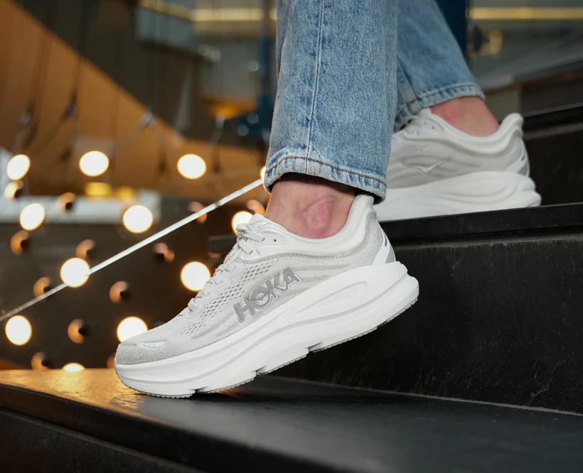 Hoka W BONDI 9 Stardust / Silver (HOKA er litt liten – ta en størrelse opp.)