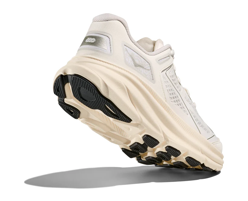 Hoka U CLIFTON ONE9 Frost / Cosmic Grey (HOKA er litt liten – ta en størrelse opp.)