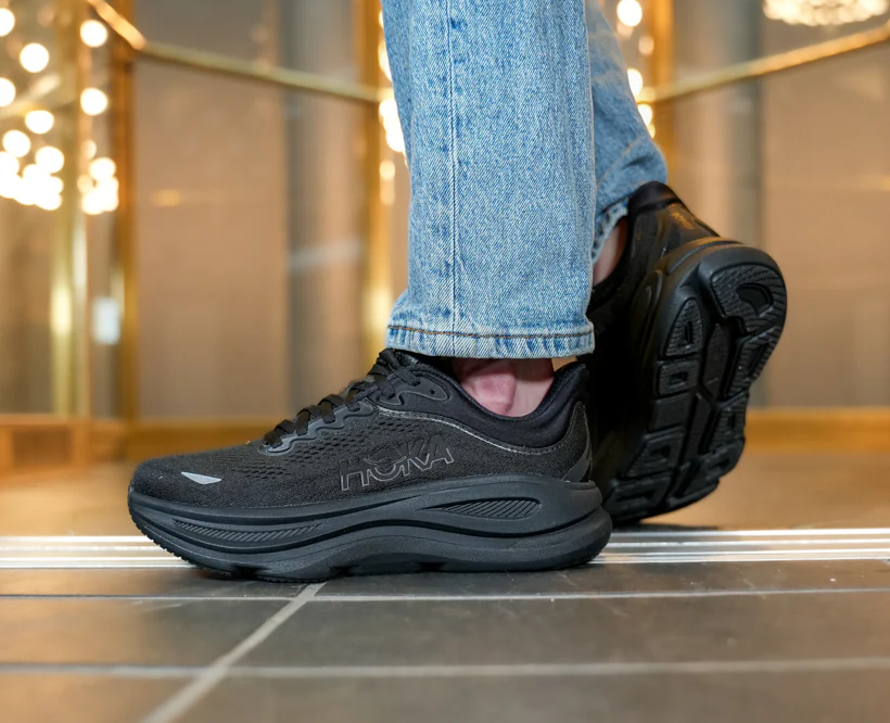 Hoka W BONDI 9 Black / Black (HOKA er litt liten – ta en størrelse opp.)