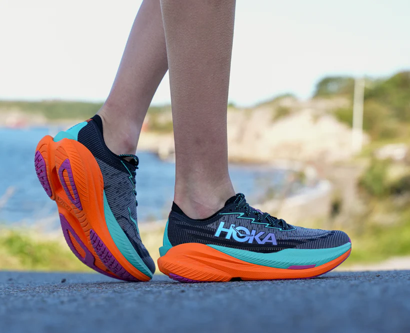 Hoka W MACH X 2 Black / Electric Aqua (HOKA er litt liten – ta en størrelse opp.)