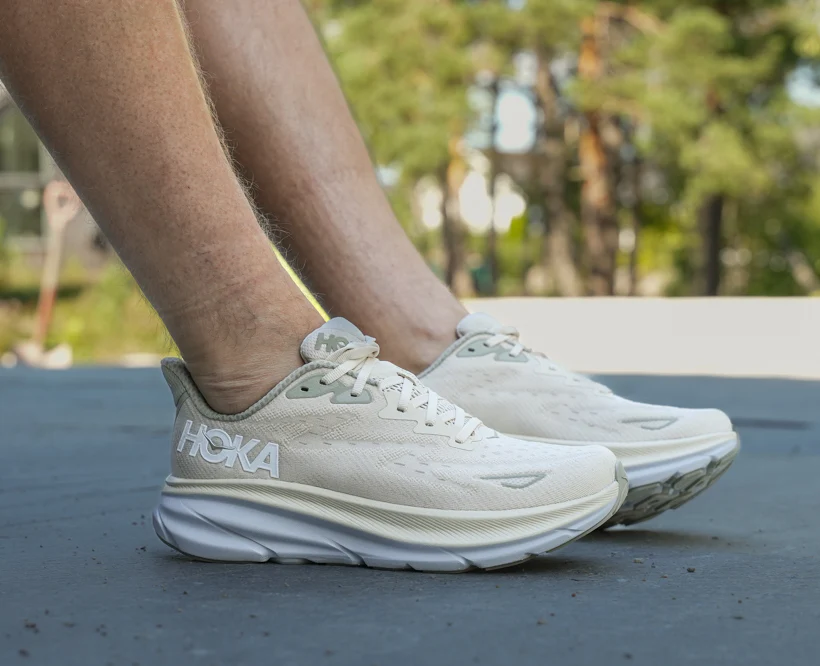 Hoka M CLIFTON 9 Oat Milk / Barley (HOKA er litt liten – ta en størrelse opp.)