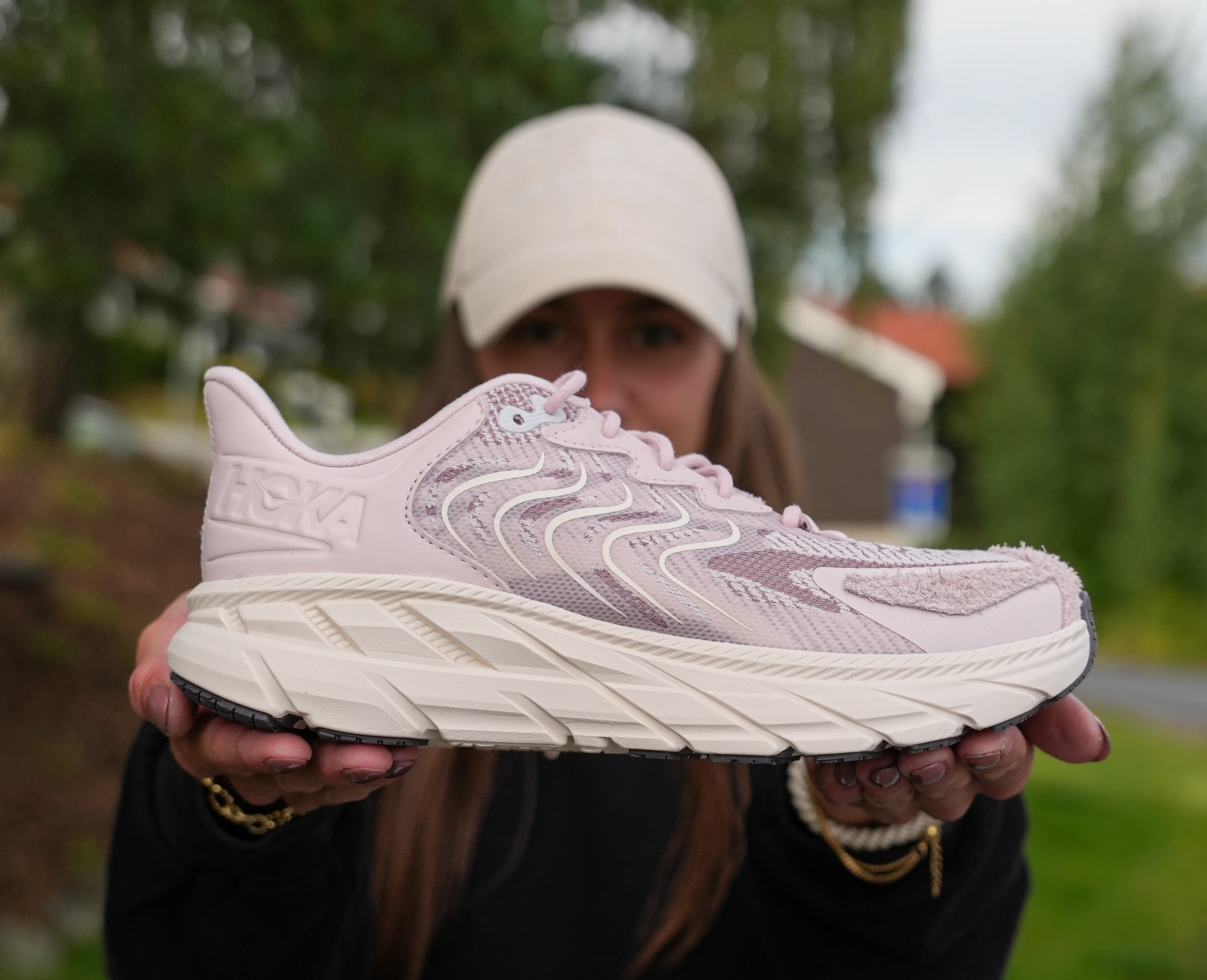 Hoka U CLIFTON LS Cosmic Pearl / Galaxy (HOKA er litt liten – ta en størrelse opp.)