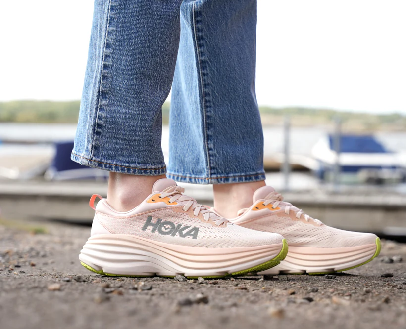 Hoka W BONDI 8 Cream / Vanilla (HOKA er litt liten – ta en størrelse opp.)