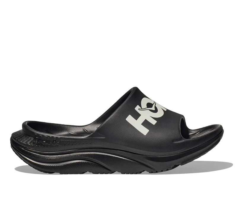 Hoka U ORA ATHLETIC SLIDE Black / White (HOKA er litt liten – ta en størrelse opp.)