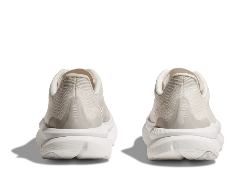 Hoka M MACH 6 White / White (HOKA er litt liten – ta en størrelse opp.)