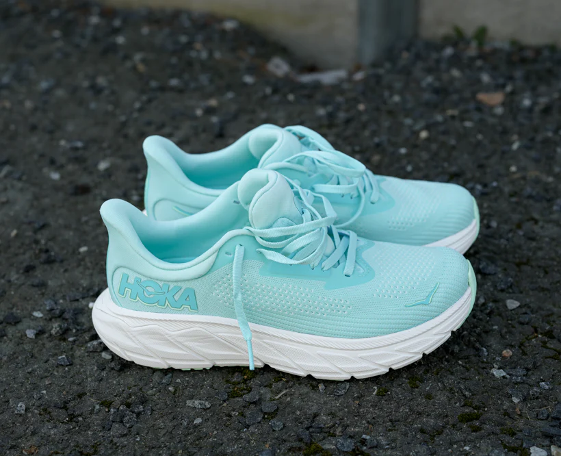 Hoka W ARAHI 7 Blue Spark / Snow Melt (HOKA er litt liten – ta en størrelse opp.)