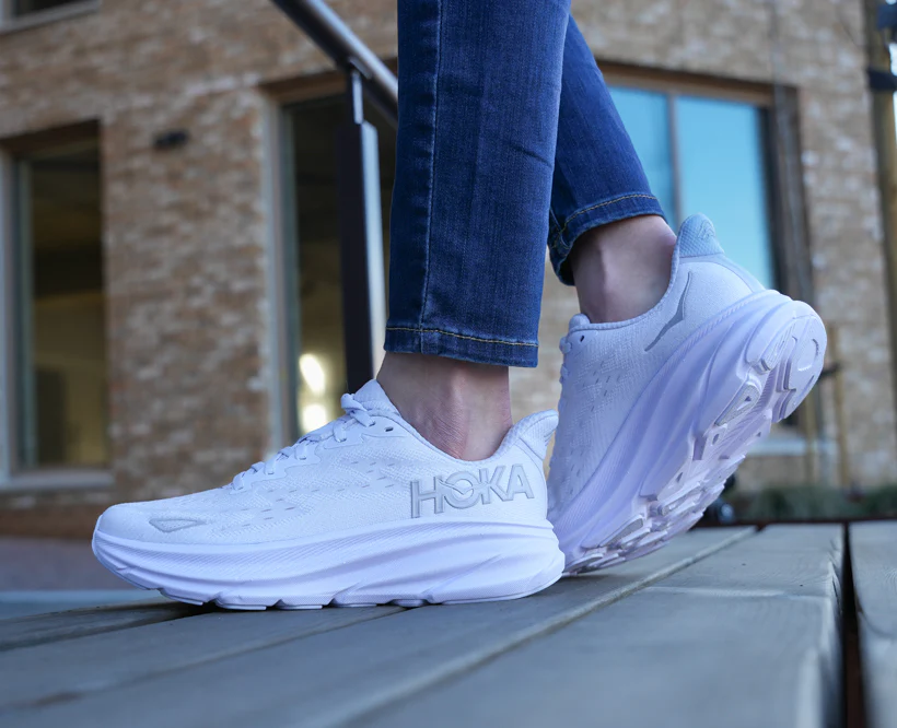 Hoka W CLIFTON 9 Starlight Glow / Starlight Glow (HOKA er litt liten – ta en størrelse opp.)