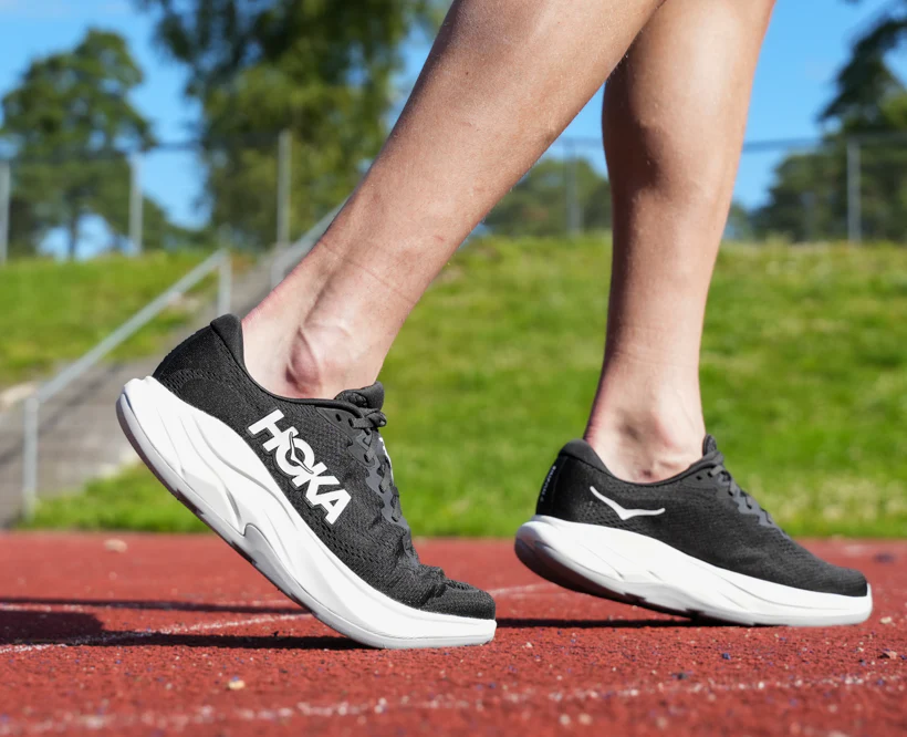 Hoka M RINCON 4 WIDE Black / White (HOKA er litt liten – ta en størrelse opp.)