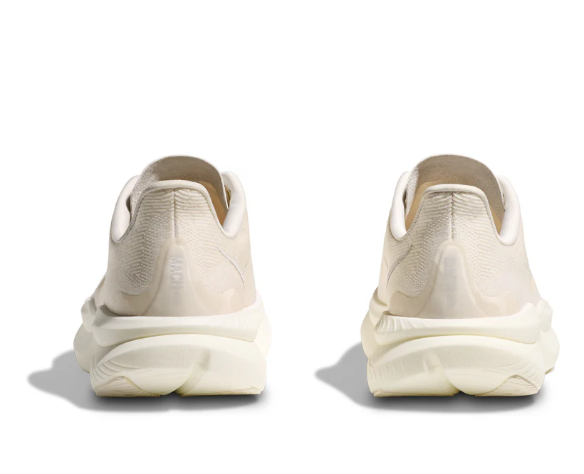 Hoka W MACH 6 Alabaster / Cosmic Grey (HOKA er litt liten – ta en størrelse opp.)