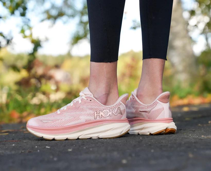 Hoka W CLIFTON 9 Sandstone / Cream (HOKA er litt liten – ta en størrelse opp.)