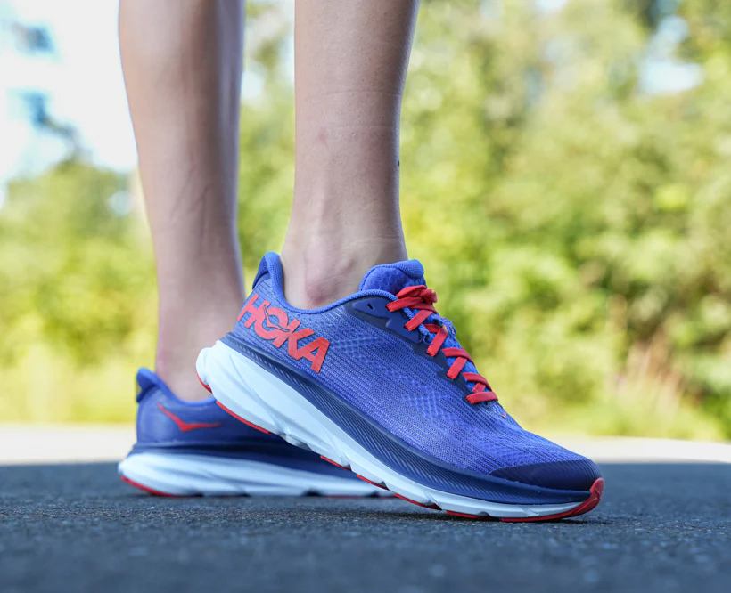 Hoka Y CLIFTON 9 YOUTH Bellwether Blue / Dazzling Blue (HOKA er litt liten – ta en størrelse opp.)
