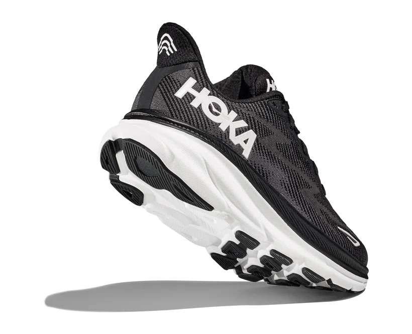 Hoka M CLIFTON 9 Black / White (HOKA er litt liten – ta en størrelse opp.)