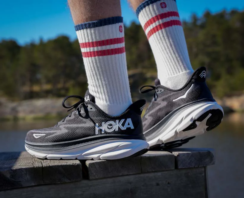Hoka M CLIFTON 9 Black / White (HOKA er litt liten – ta en størrelse opp.)