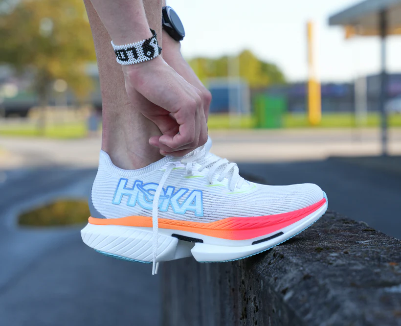 Hoka U CIELO X1 Frost / Cerise (HOKA er litt liten – ta en størrelse opp.)