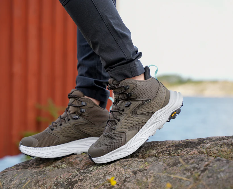 Hoka W ANACAPA 2 MID GTX WIDE Deep Umber / Stardust (HOKA er litt liten – ta en størrelse opp.)
