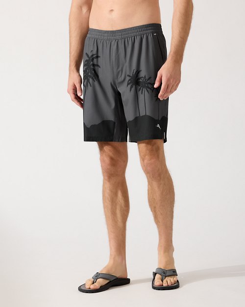 Monterey Coast Midnight IslandZone 9-Inch Hybrid Shorts