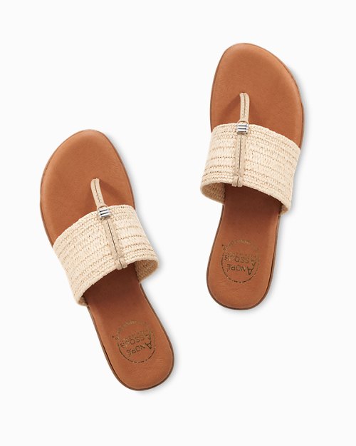 André Assous Nice Featherweights Raffia Sandals