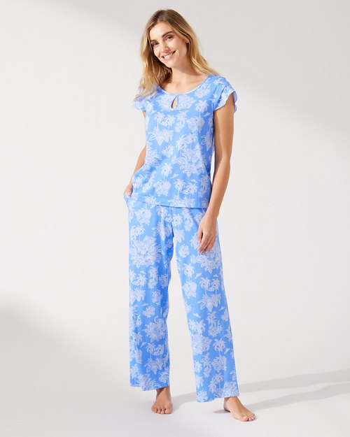 Short-Sleeve and Crop Pants Sleep Set