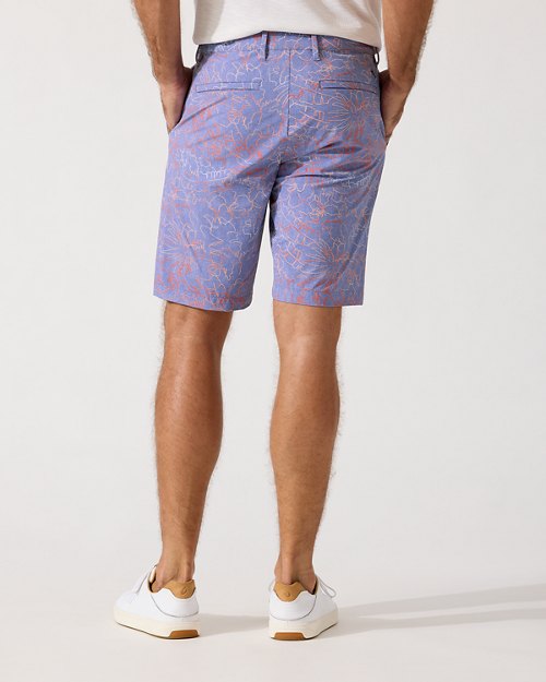 Chip Shot Between the Vines IslandZone 10-Inch Flat-Front Shorts