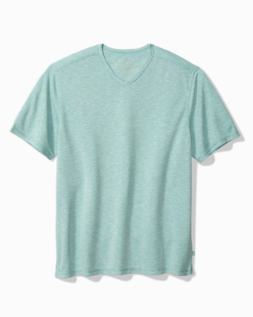 Big and Tall Cape Cayo V-Neck Shirt