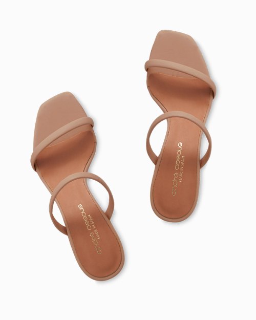 André Assous Joie Sandal