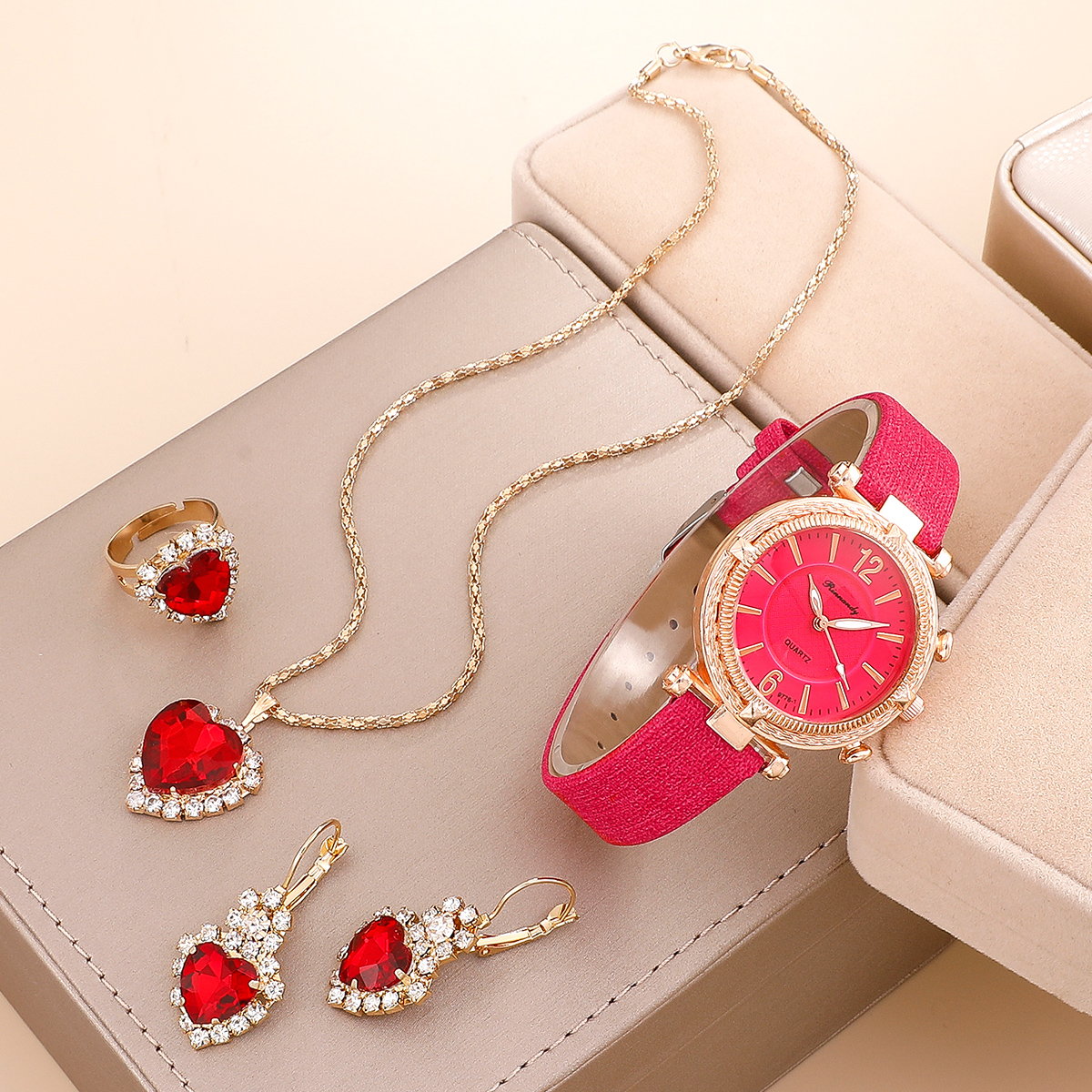 Stylish  streamlined women's watch T104