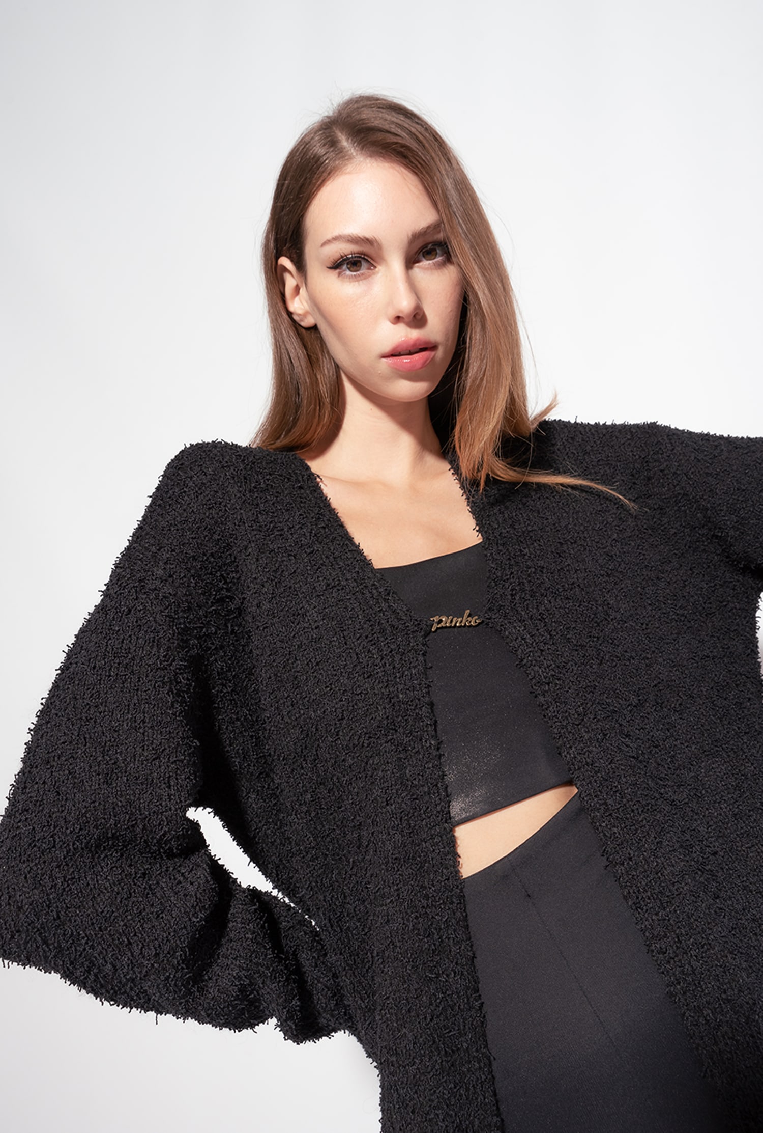 Cardigan with logo hook