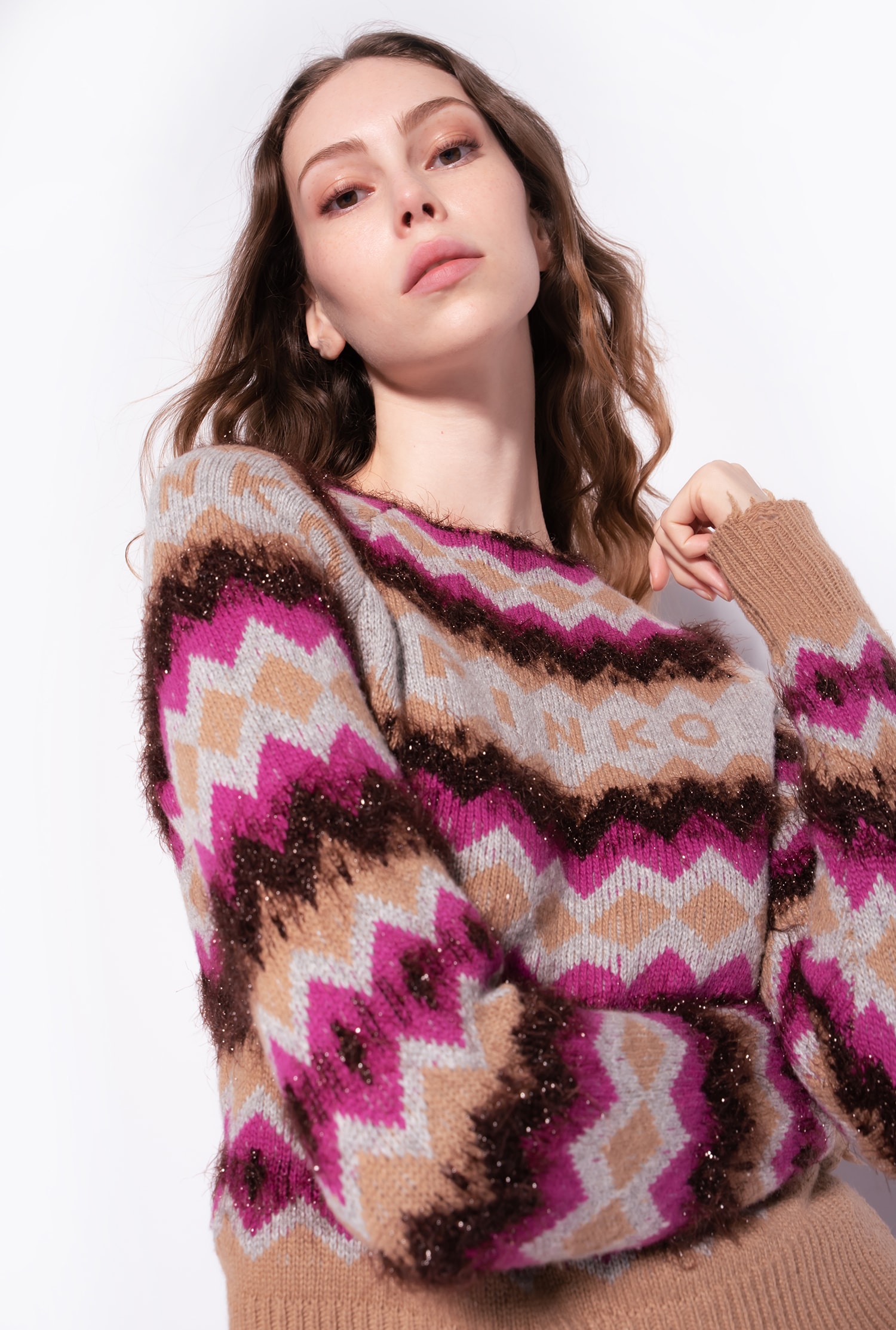 Patterned jacquard pullover