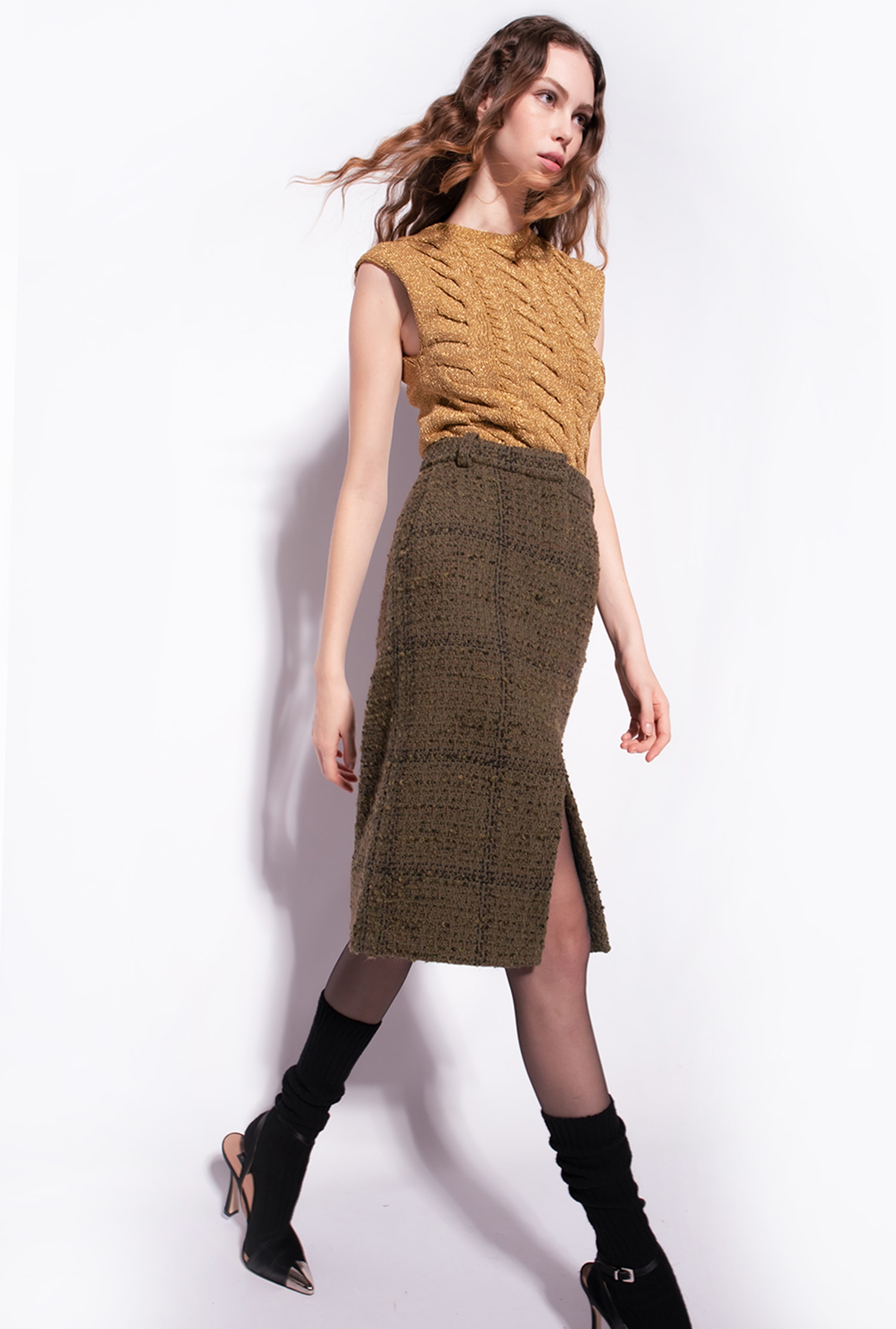 Bouclé midi skirt with check pattern