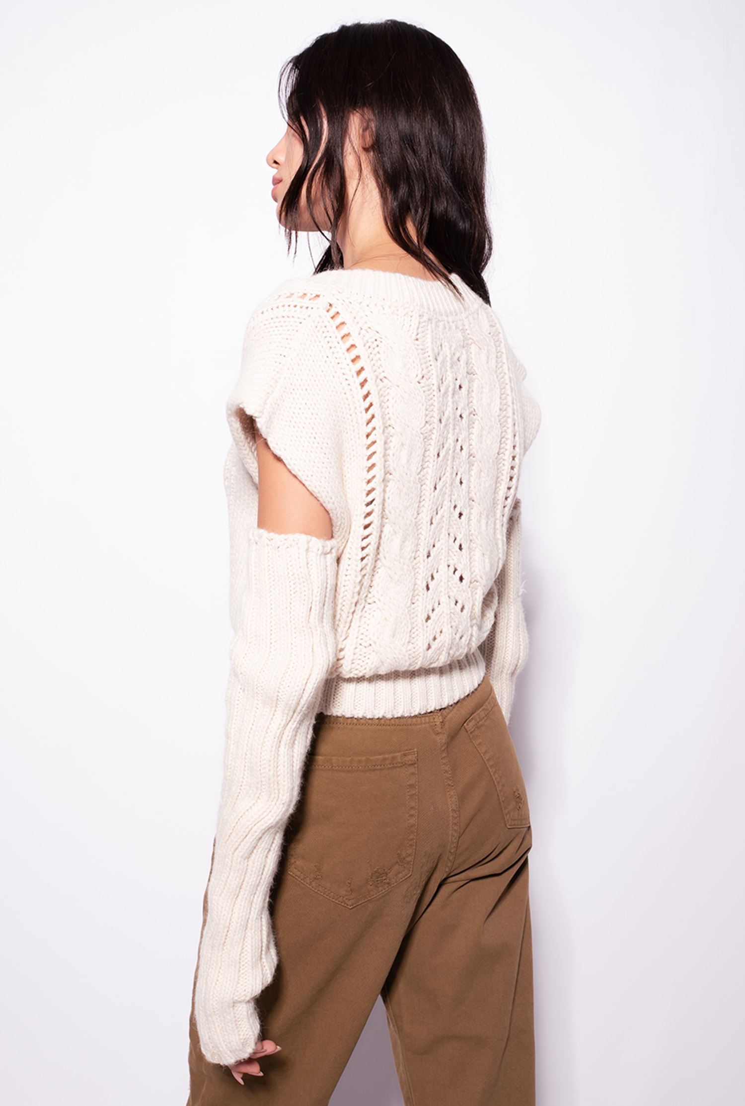 Off-the-shoulder pullover