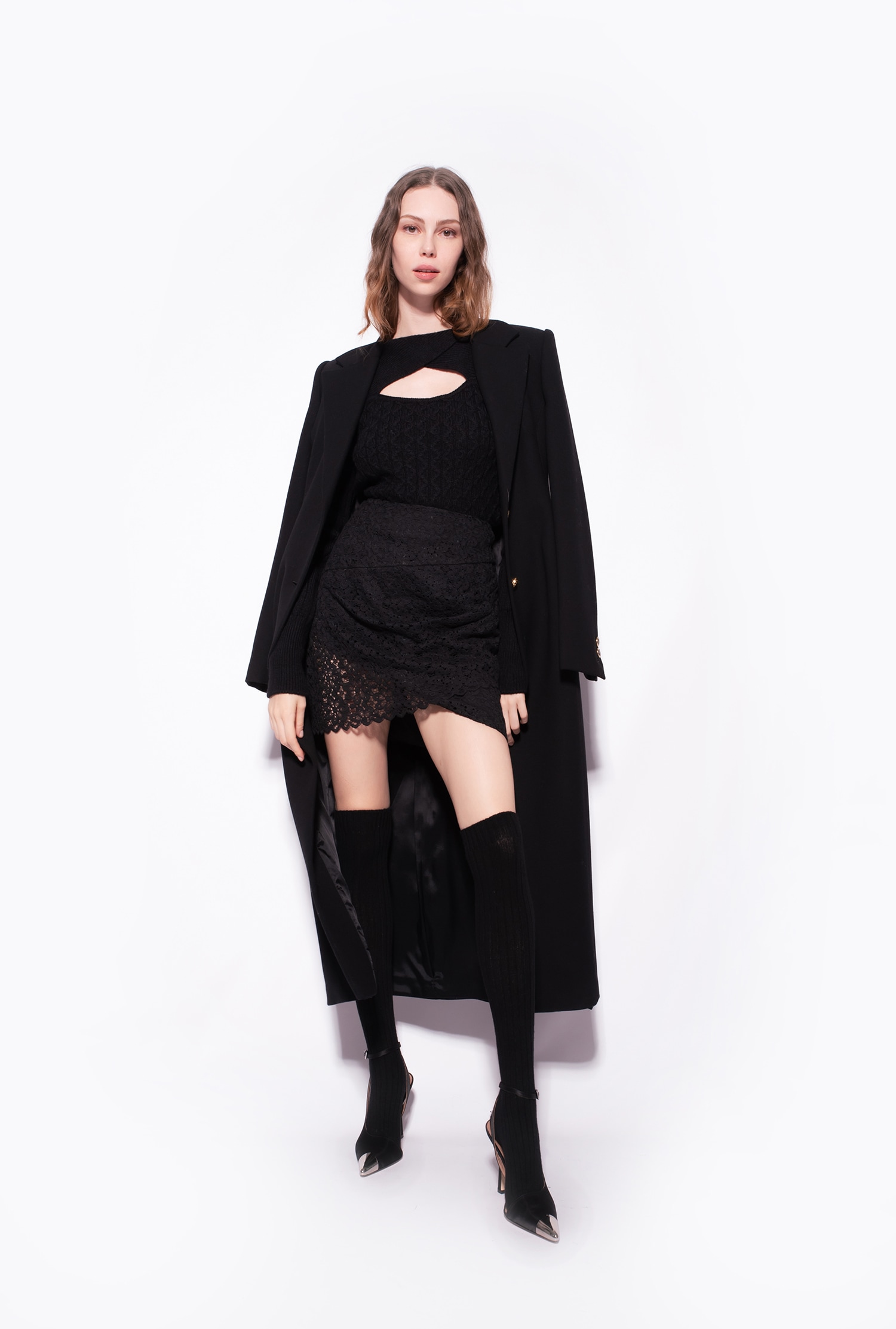 Floral lace mini skirt