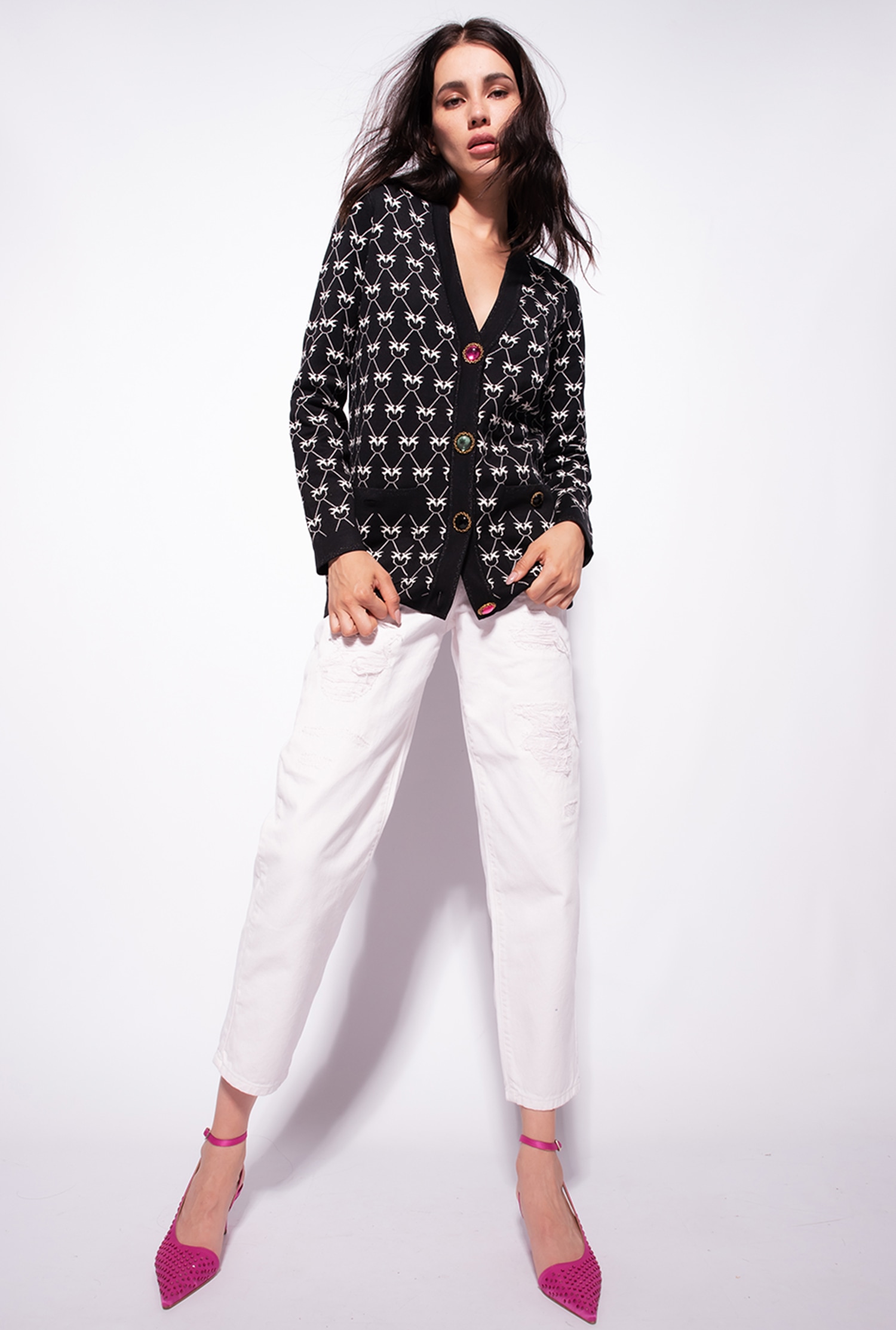 Mom-fit trousers in ripped bull fabric