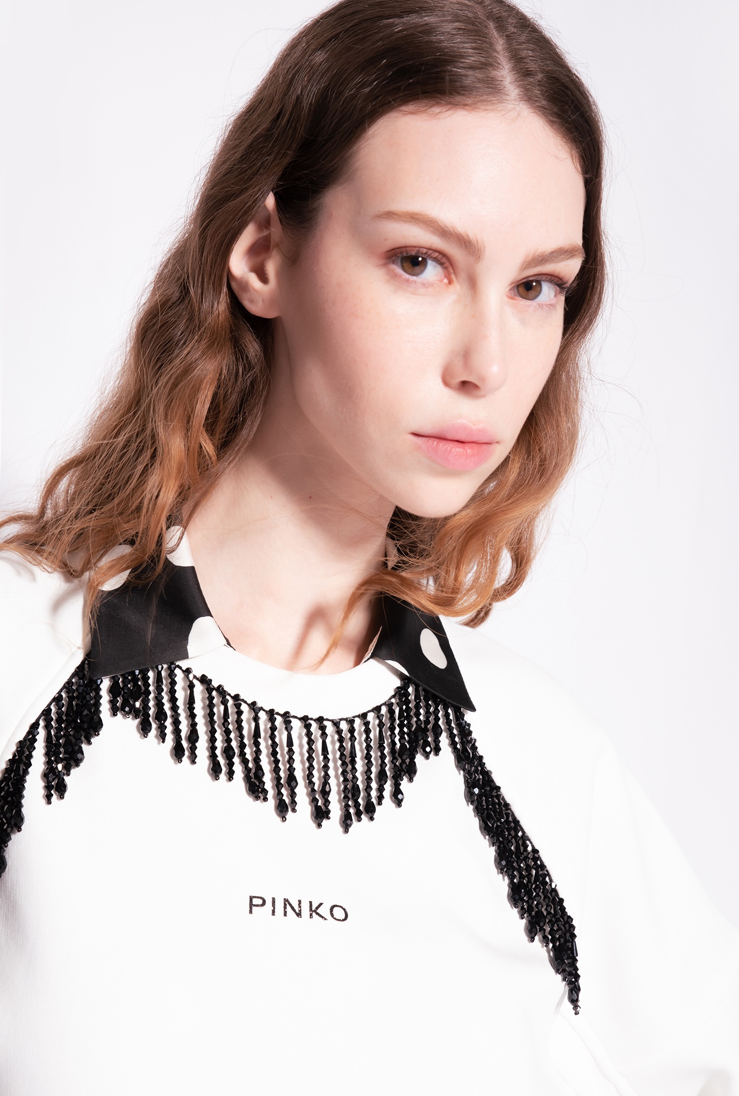 Sweatshirt with shiny fringing