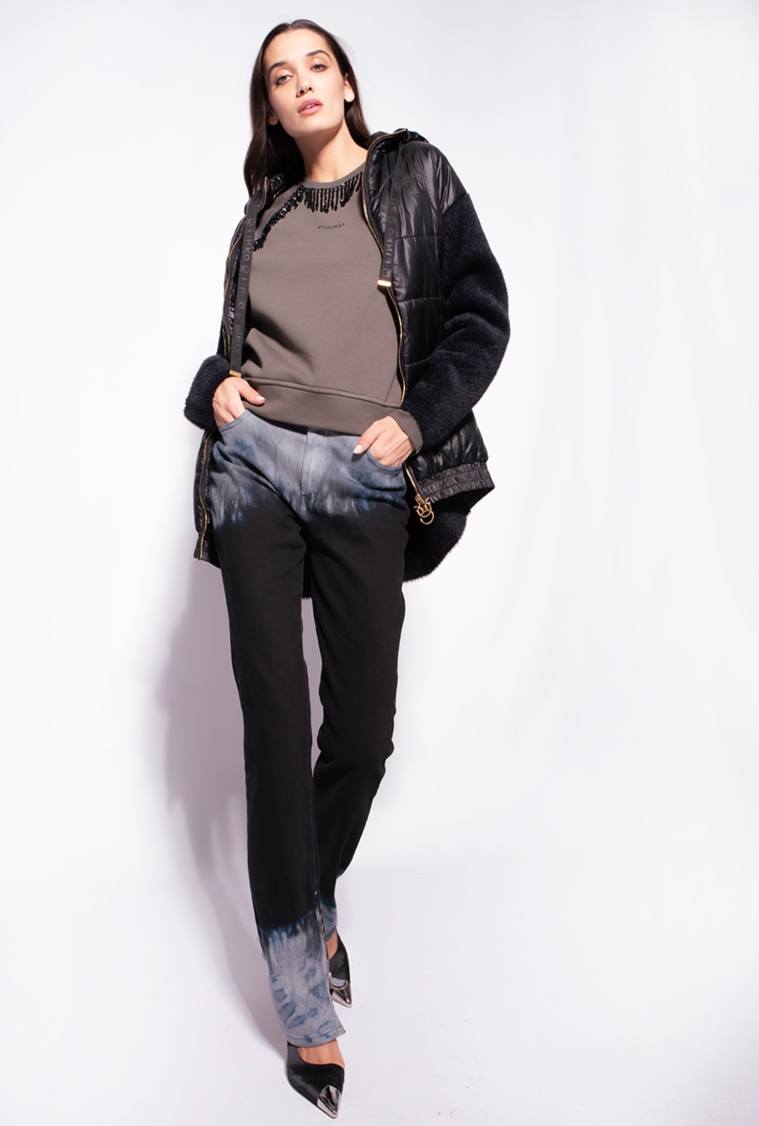 Sweatshirt with shiny fringing