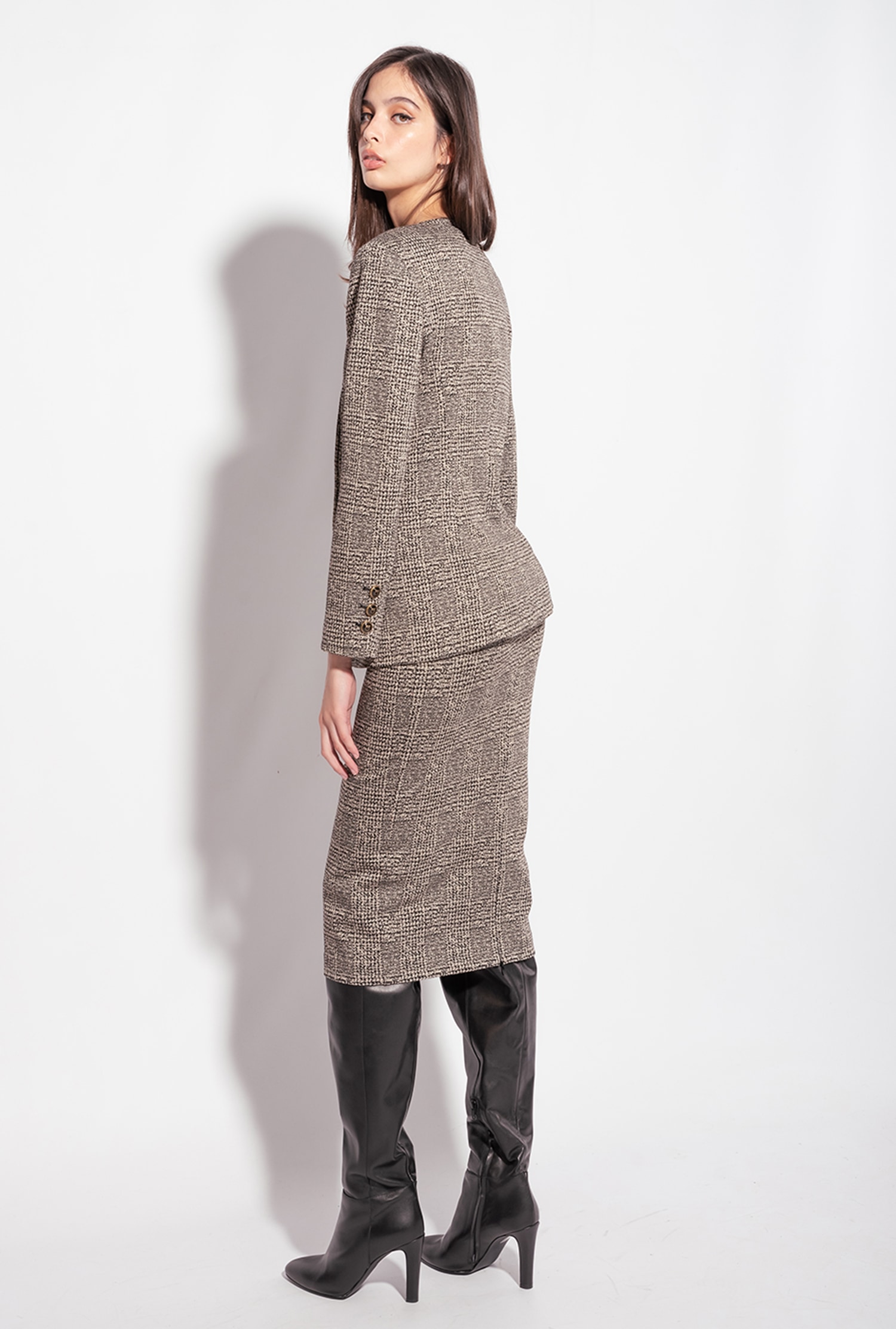 Feminine double-breasted check jacket