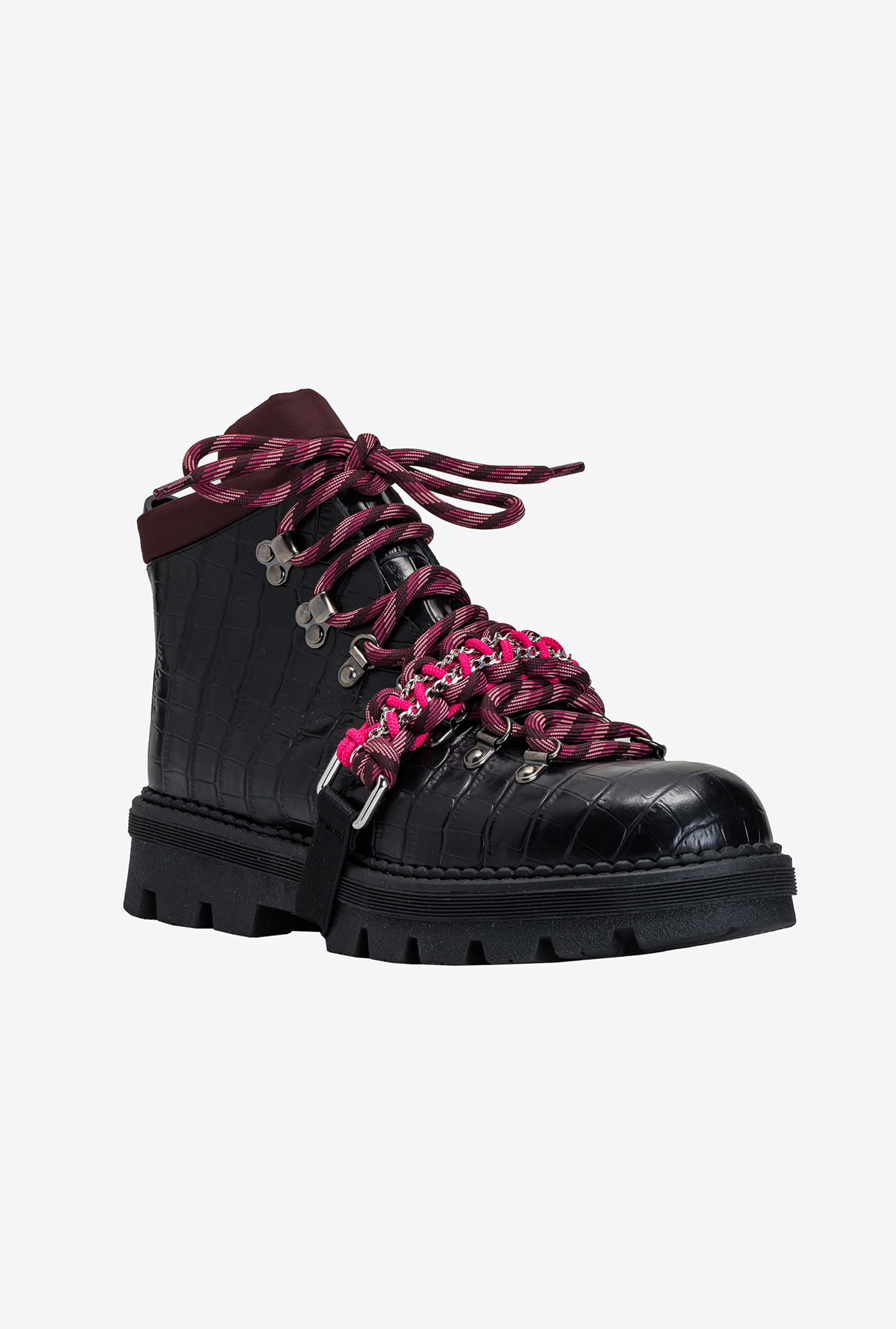 Leather boots with cord insert