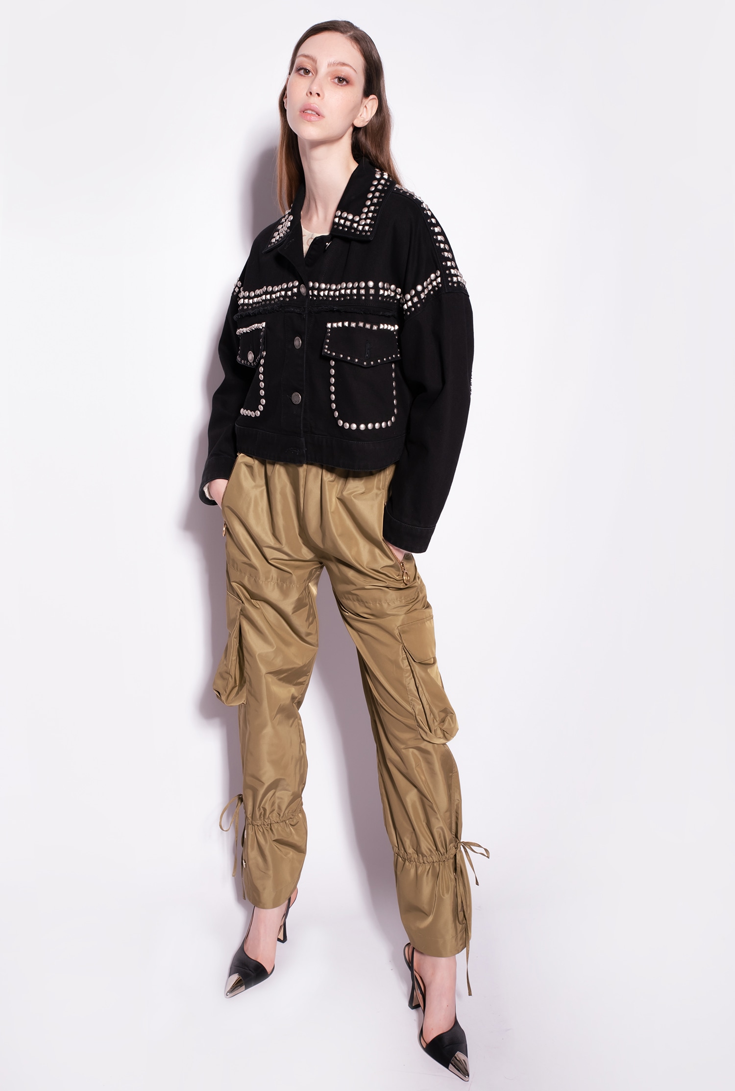 Bull fabric jacket with studs