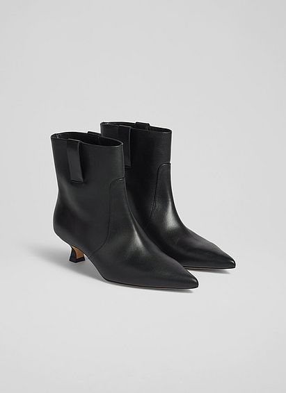 Rowan Black Leather Western Style Ankle Boots