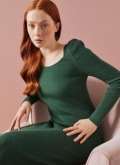 Rita Green Ribbed Ecovero? Gathered Sleeve Dress