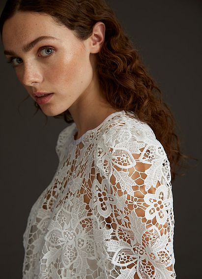Lila Off-White Lace Wedding Dress
