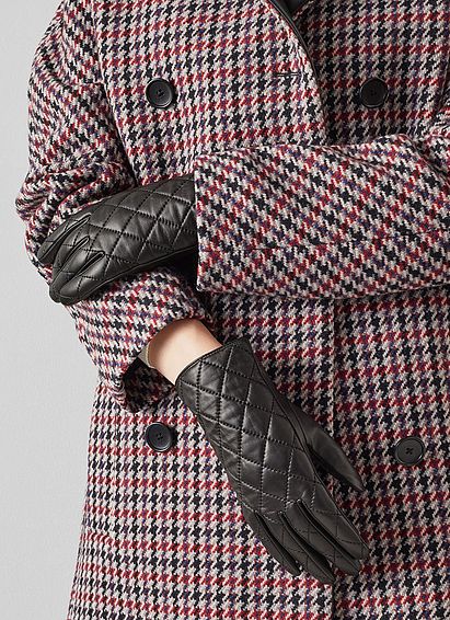 Anna Black Leather Quilted Gloves
