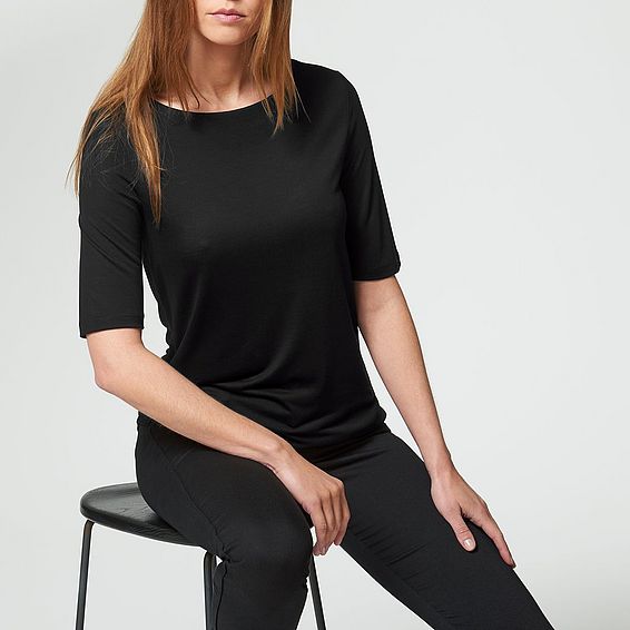 Trina Black Top