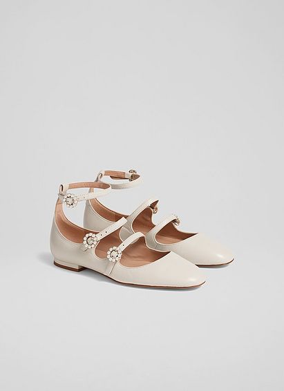 Cindy Cream Patent Leather Pearl Buckle Flats
