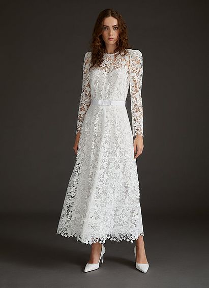 Lila Off-White Lace Wedding Dress