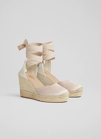 Esmeralda Beige Espadrille Wedges