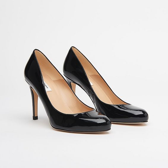 Stila Black Patent Courts