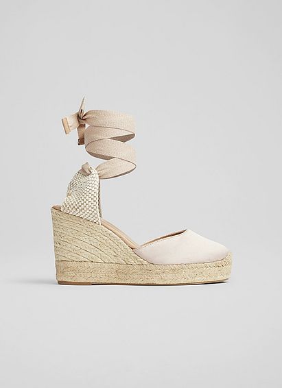 Esmeralda Beige Espadrille Wedges
