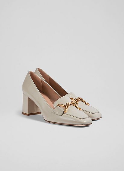 Samantha White Crinkle Patent Snaffle-Detail Courts