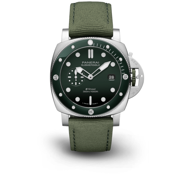 Submersible Green QuarantaQuattro ESteel™ Verde Smeraldo 44mm